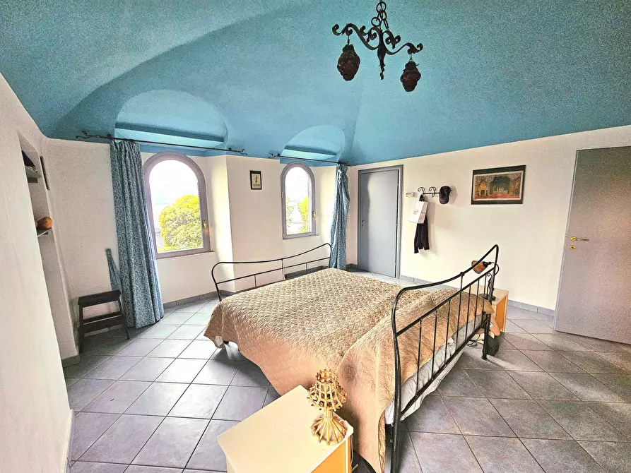 Immagine 27 di Villa in vendita  in Via Dei Sasselli a Leggiuno