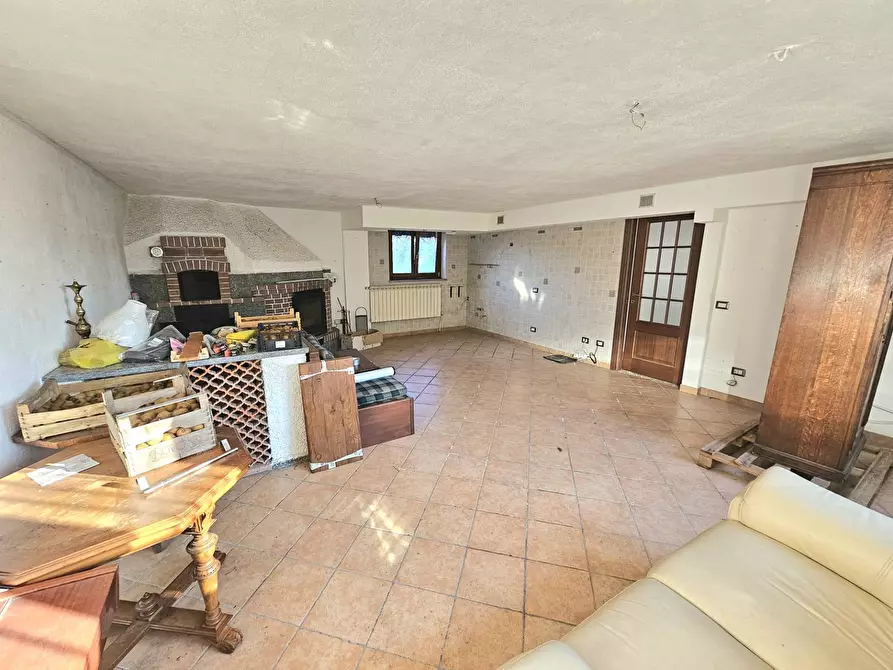 Immagine 26 di Villa in vendita  in Via Milano a Leggiuno