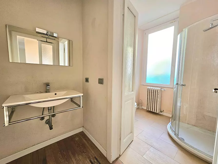 Immagine 24 di Villa in vendita  in Via Cesare Battisti a Cittiglio