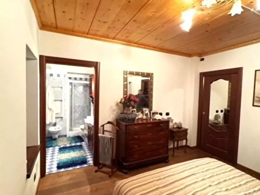 Immagine 14 di Casa indipendente in vendita  in Via Giorgetti a Brissago-Valtravaglia