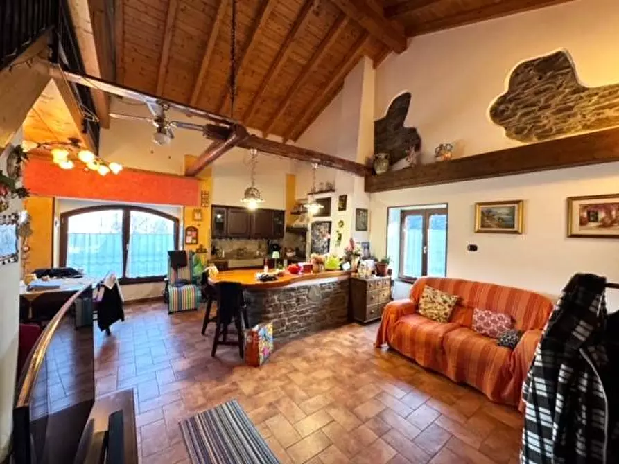 Immagine 10 di Casa indipendente in vendita  in Via Giorgetti a Brissago-Valtravaglia