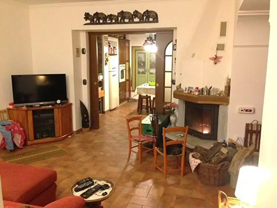 Immagine 12 di Casa indipendente in vendita  in Via Giorgetti a Brissago-Valtravaglia