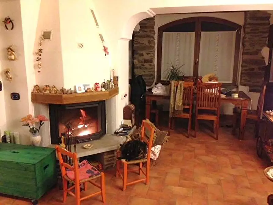 Immagine 11 di Casa indipendente in vendita  in Via Giorgetti a Brissago-Valtravaglia