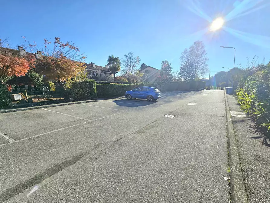 Immagine 20 di Appartamento in vendita  in Via XXV Aprile a Monvalle