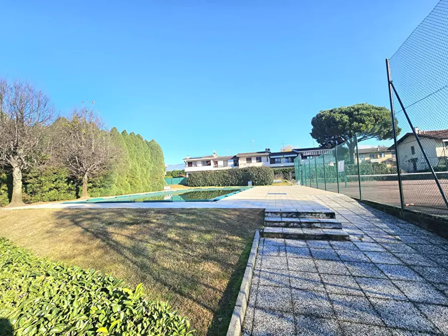 Immagine 24 di Appartamento in vendita  in Via XXV Aprile a Monvalle