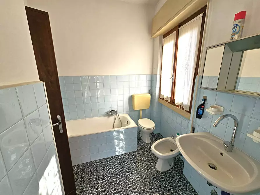 Immagine 23 di Casa indipendente in vendita  in Via Radaelli a Laveno-Mombello