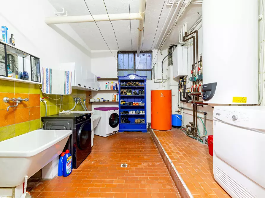 Immagine 20 di Villa in vendita  in Via Guglielmo Marconi a Besozzo