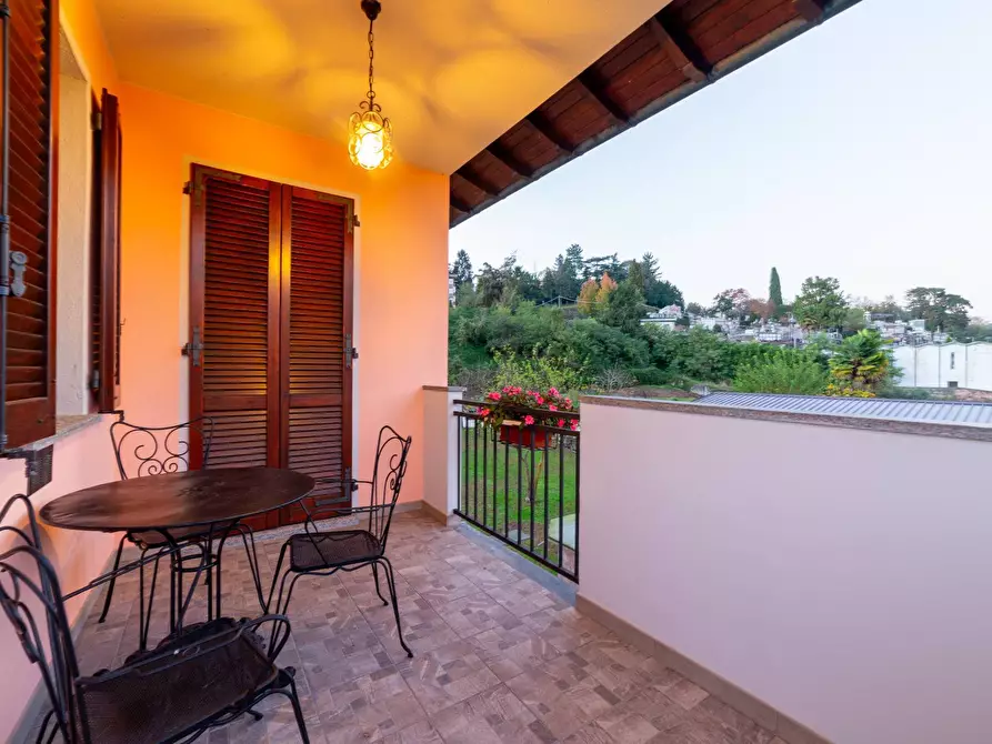 Immagine 21 di Villa in vendita  in Via Guglielmo Marconi a Besozzo