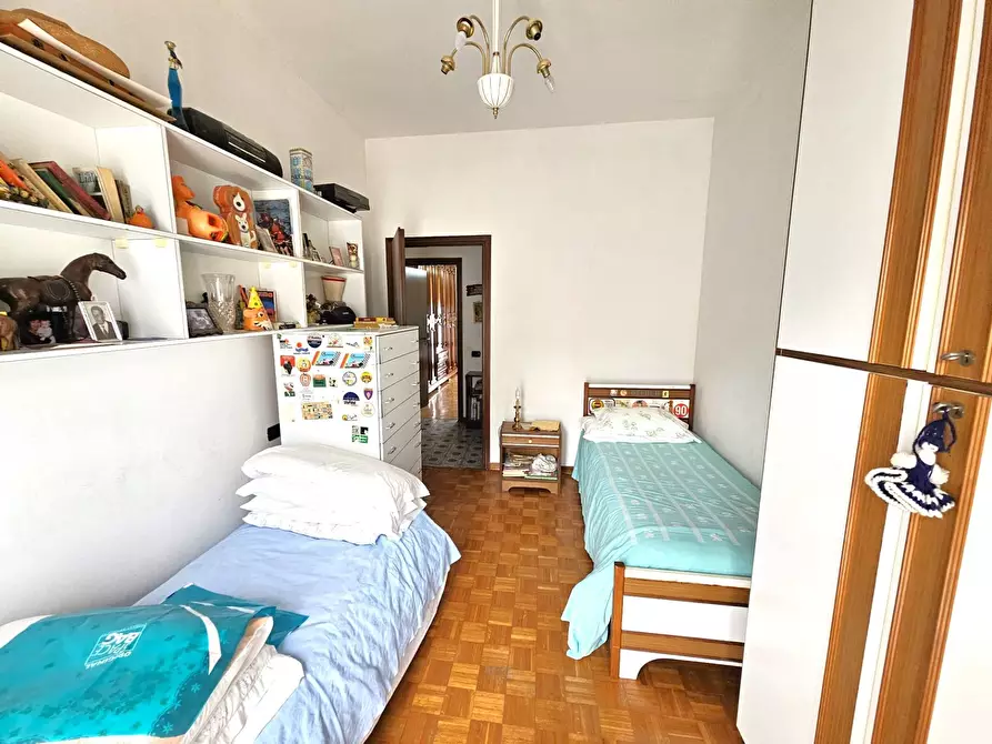 Immagine 20 di Appartamento in vendita  in Via Scalarini a Gavirate