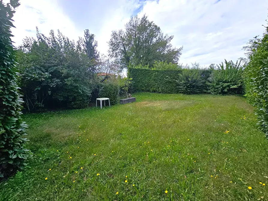 Immagine 28 di Appartamento in vendita  in Via Scalarini a Gavirate