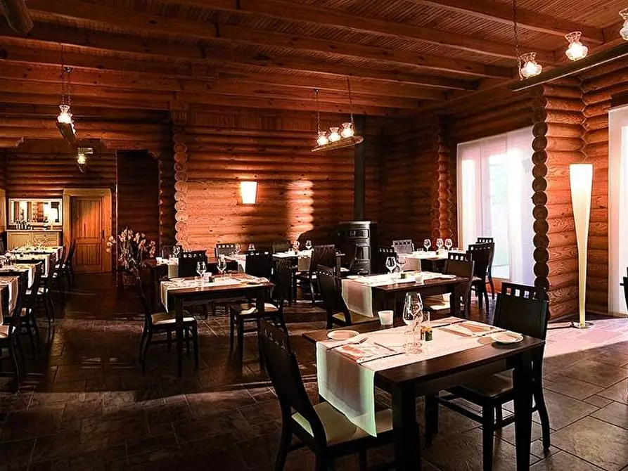 Immagine 4 di Attività commerciale in vendita  in Via Valganna a Valganna