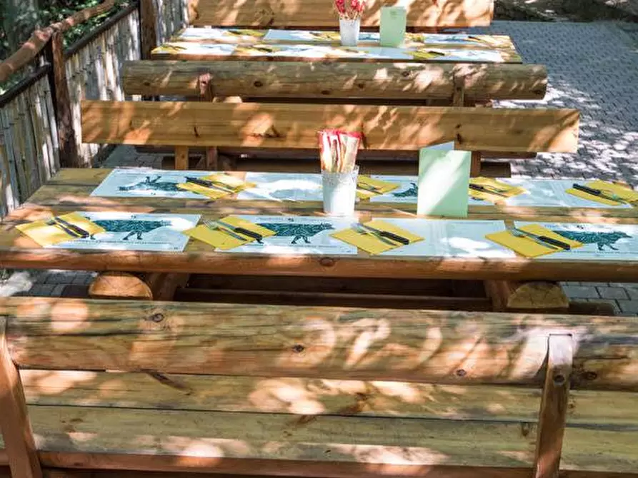 Immagine 14 di Attività commerciale in vendita  in Via Valganna a Valganna