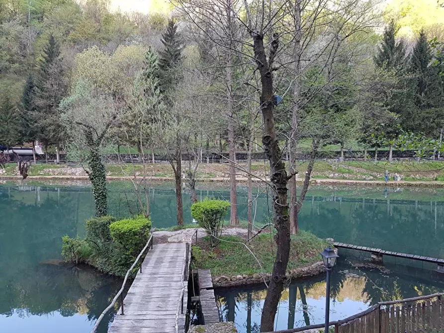 Immagine 24 di Attività commerciale in vendita  in Via Valganna a Valganna