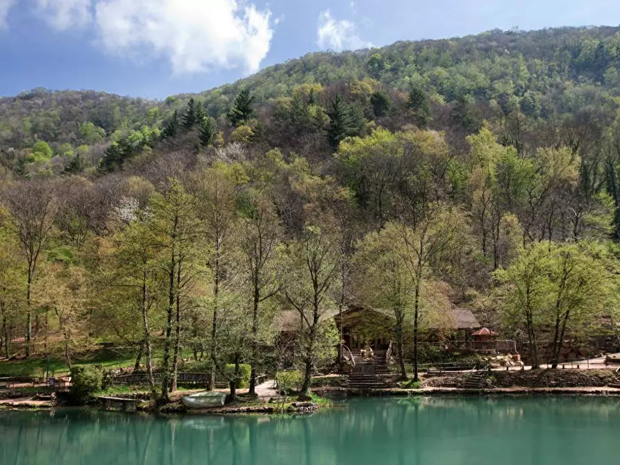 Immagine 26 di Attività commerciale in vendita  in Via Valganna a Valganna