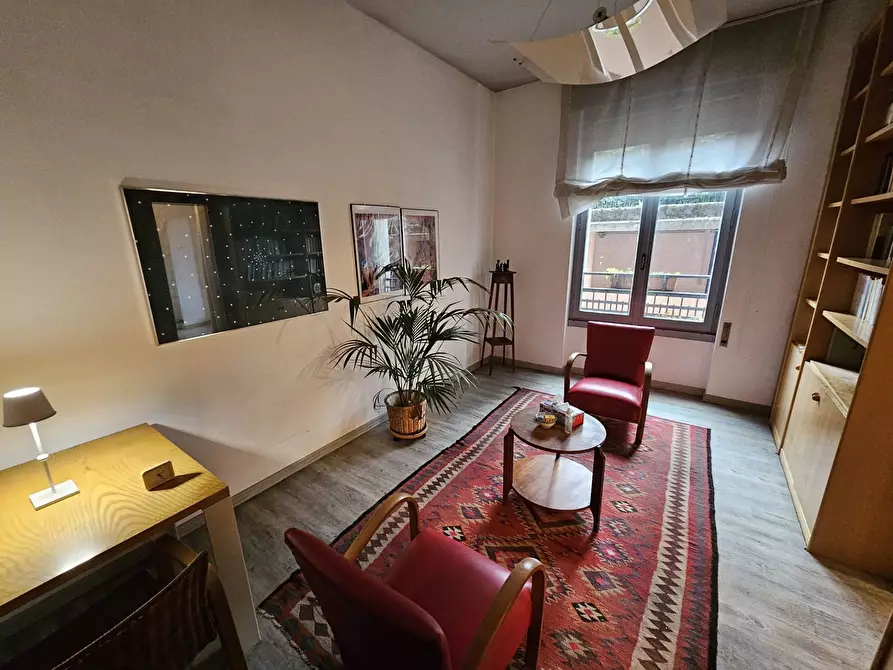 Immagine 8 di Capannone industriale in vendita  in Via Labiena a Laveno-Mombello