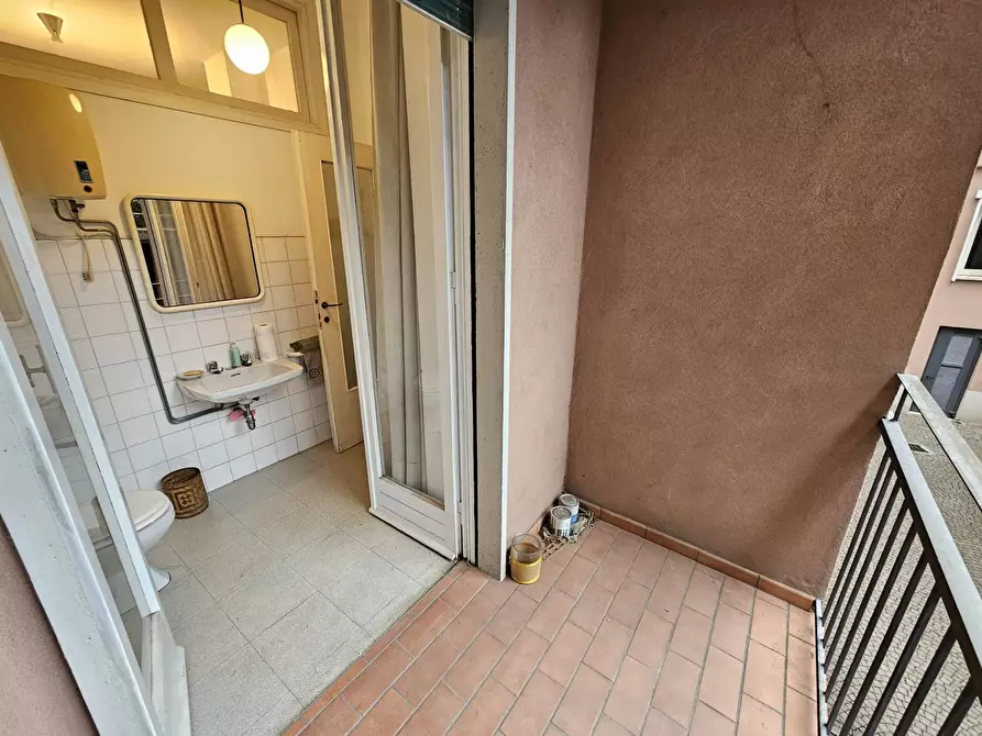 Immagine 11 di Capannone industriale in vendita  in Via Labiena a Laveno-Mombello