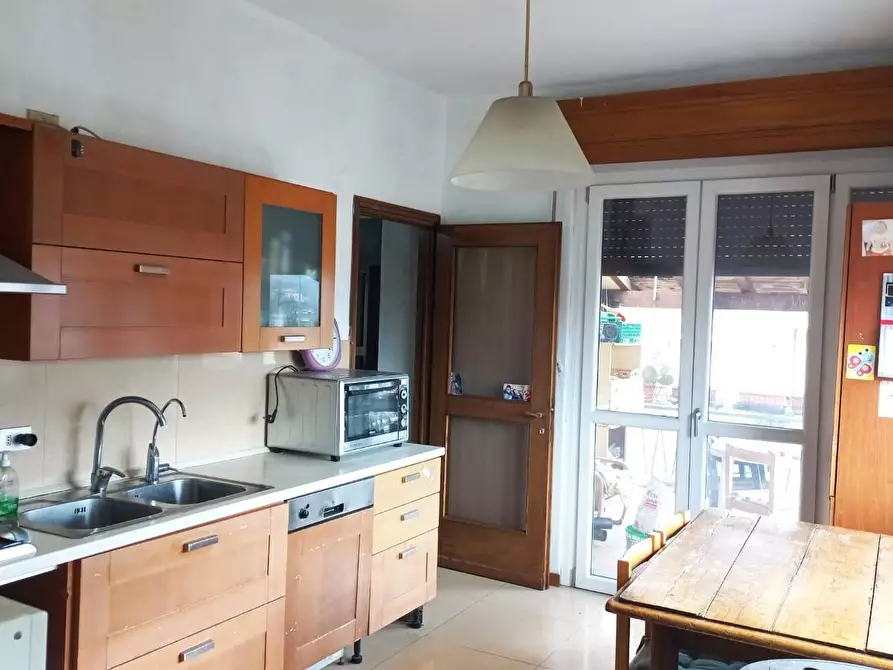 Immagine 9 di Appartamento in vendita  in Via Provinciale a Cuveglio