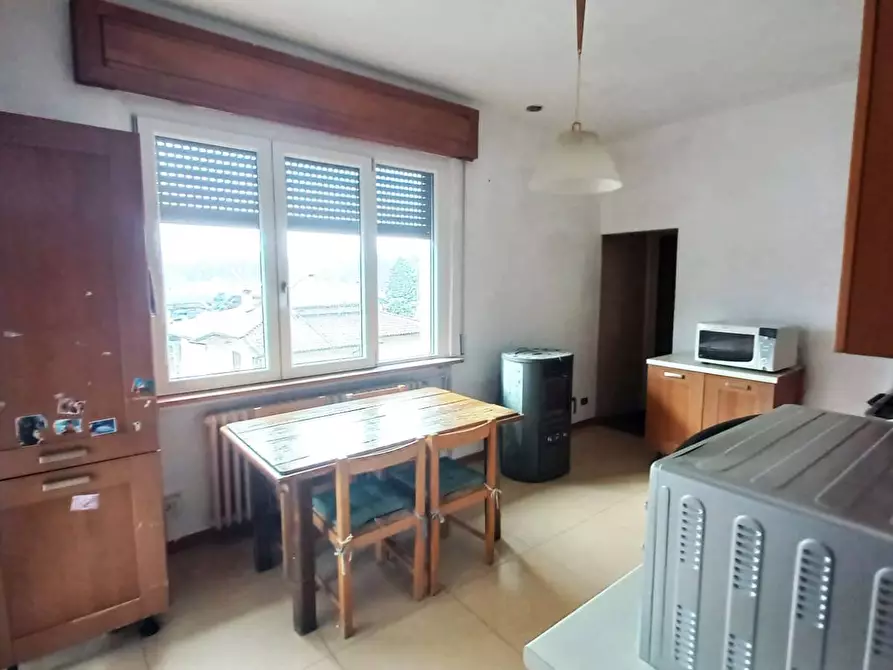 Immagine 10 di Appartamento in vendita  in Via Provinciale a Cuveglio