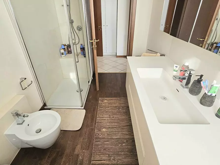 Immagine 22 di Appartamento in vendita  in Via Del Sasso a Cittiglio