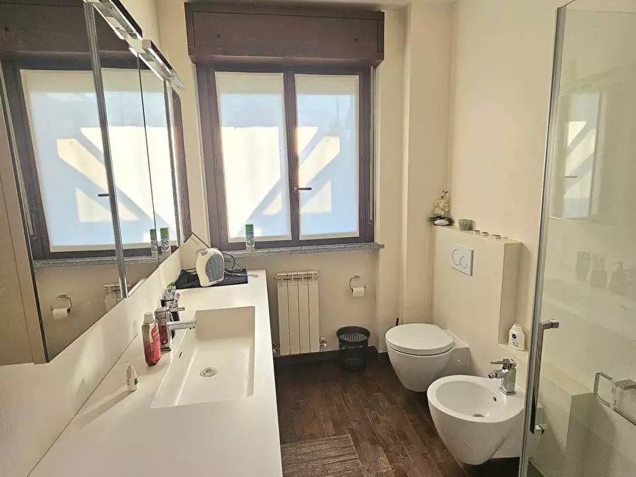 Immagine 23 di Appartamento in vendita  in Via Del Sasso a Cittiglio