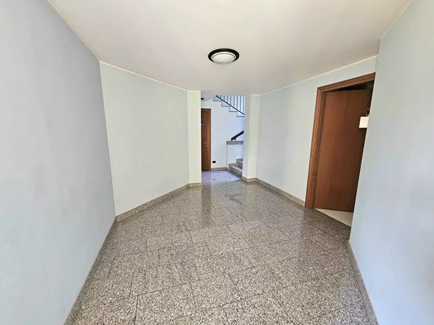 Immagine 25 di Appartamento in vendita  in Via Del Sasso a Cittiglio