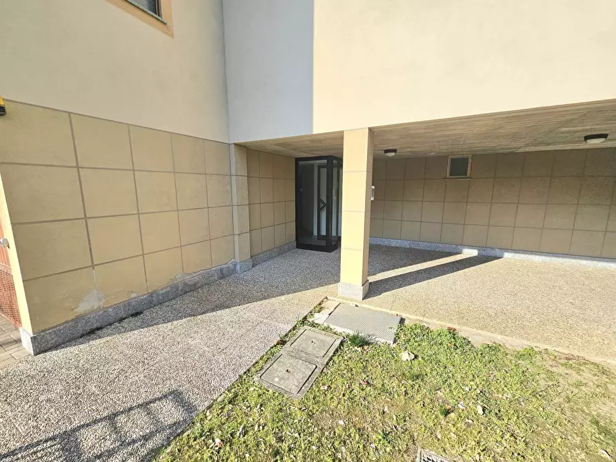 Immagine 27 di Appartamento in vendita  in Via Del Sasso a Cittiglio