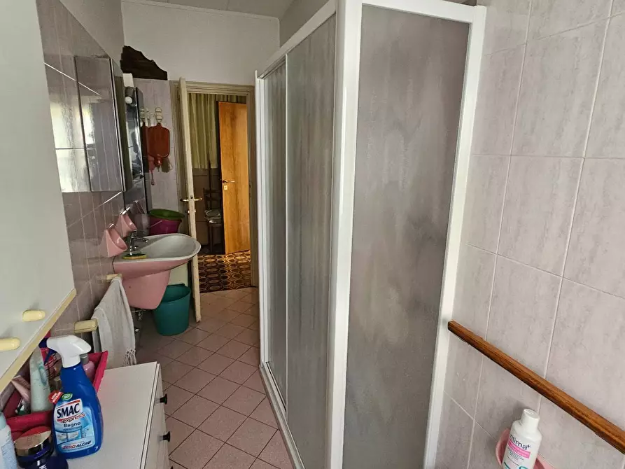 Immagine 24 di Casa indipendente in vendita  in Via Marino a Laveno-Mombello