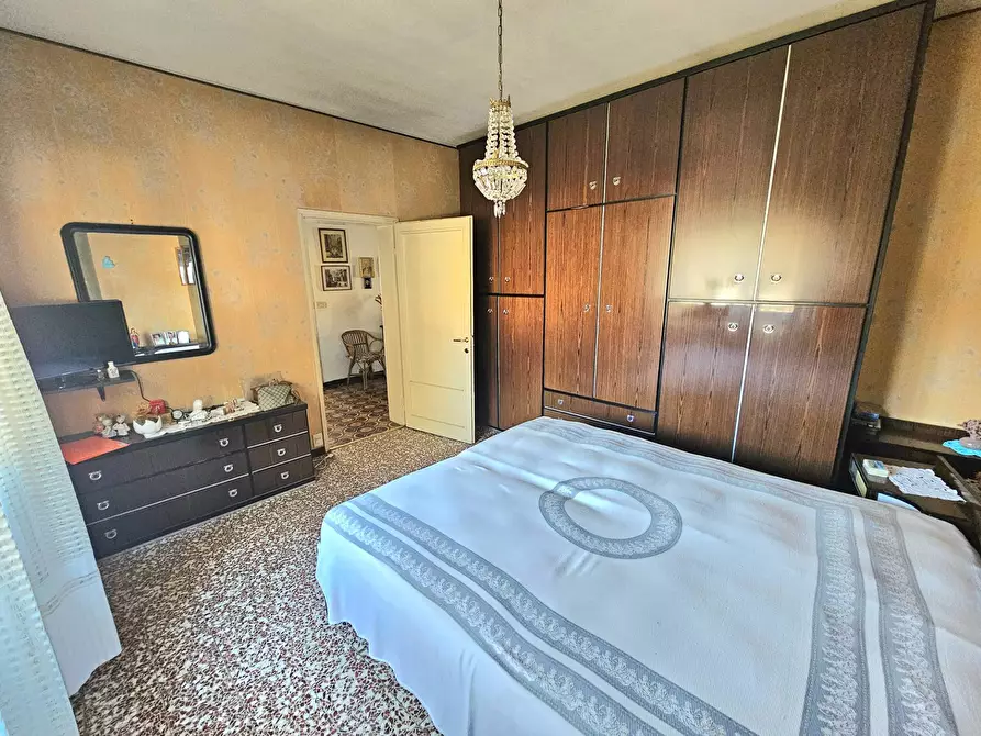 Immagine 21 di Casa indipendente in vendita  in Via Marino a Laveno-Mombello