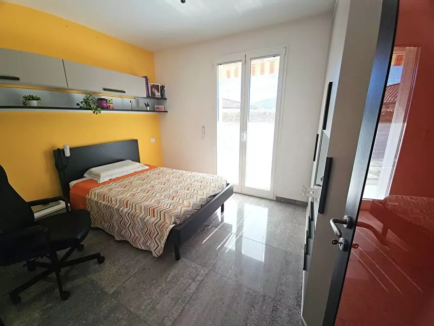 Immagine 20 di Villa in vendita  in Via Beatrice a Brezzo Di Bedero