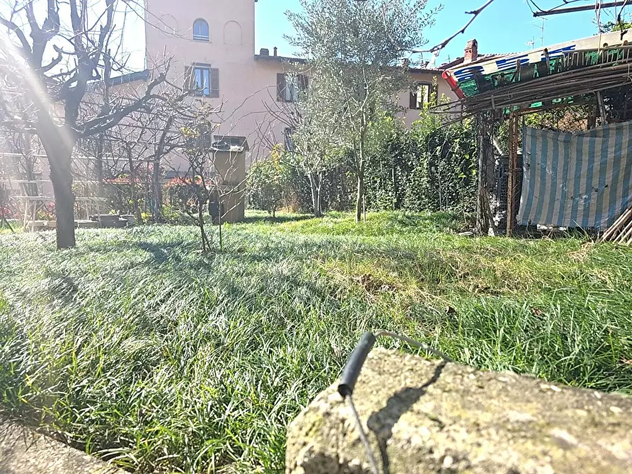 Immagine 26 di Appartamento in vendita  in Via Garibaldi a Gemonio