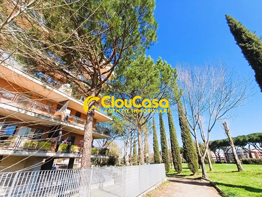 Immagine 29 di Appartamento in vendita  in via Luciano Conti a Roma