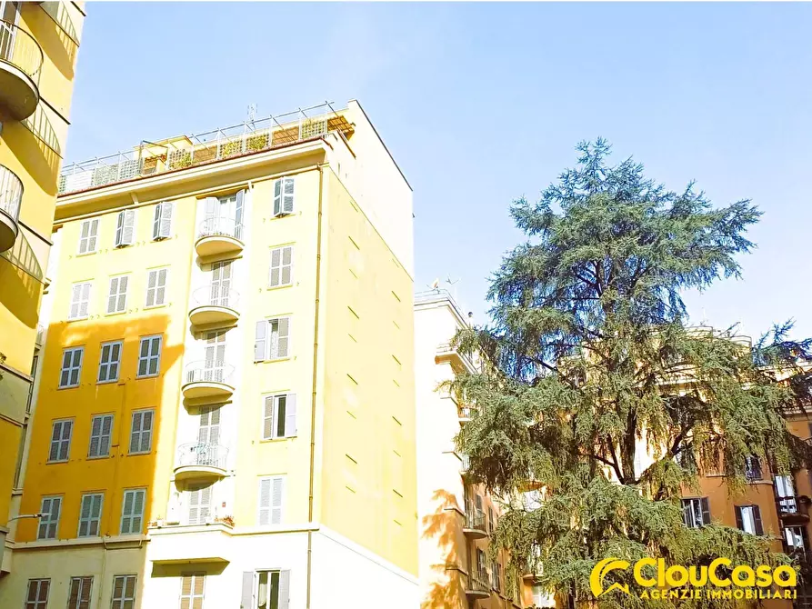Immagine 2 di Appartamento in vendita  in via Clelia a Roma