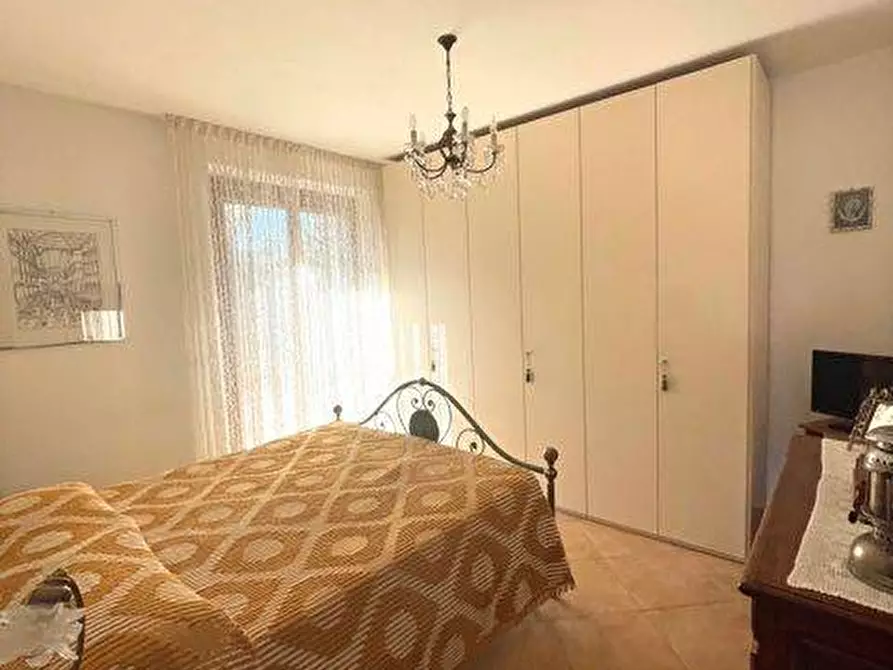 Immagine 8 di Appartamento in vendita  a Massignano