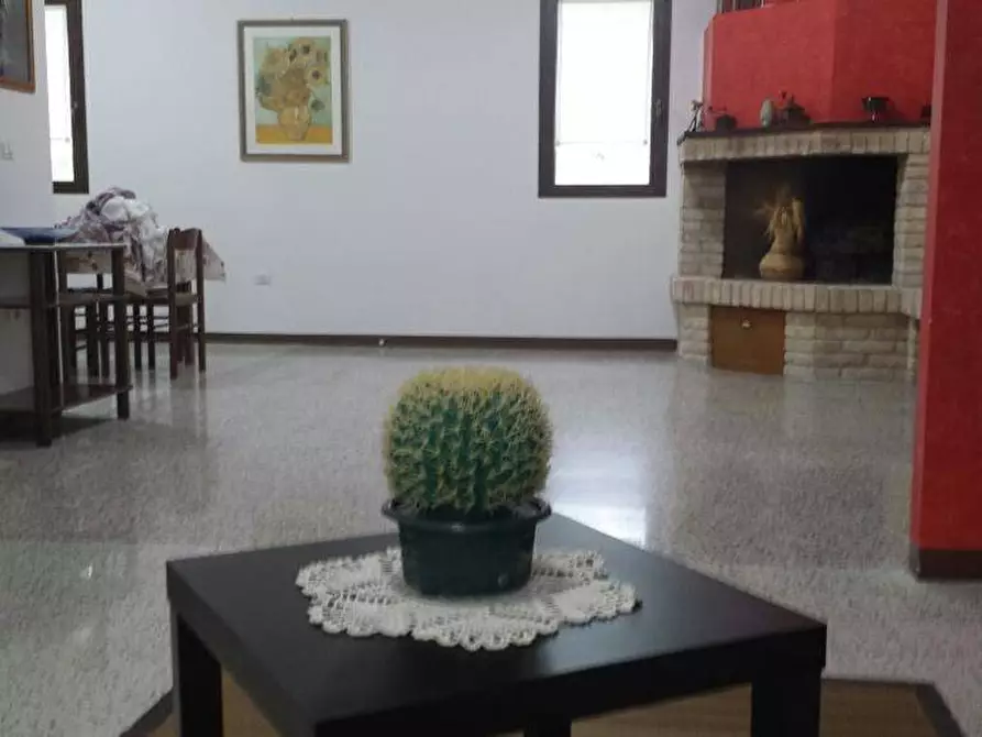 Immagine 13 di Camera in affitto  a San Benedetto Del Tronto