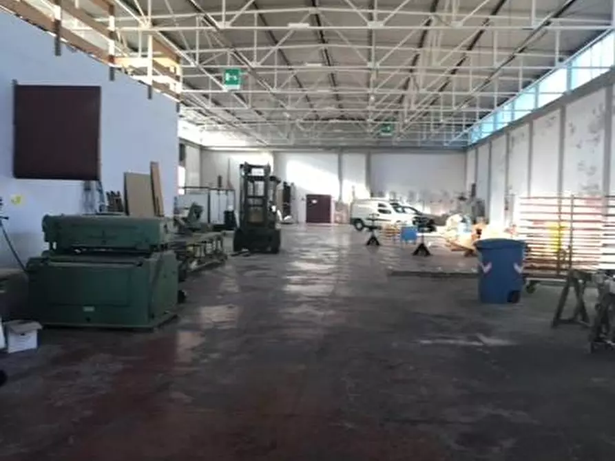 Immagine 2 di Laboratorio in affitto  a San Benedetto Del Tronto