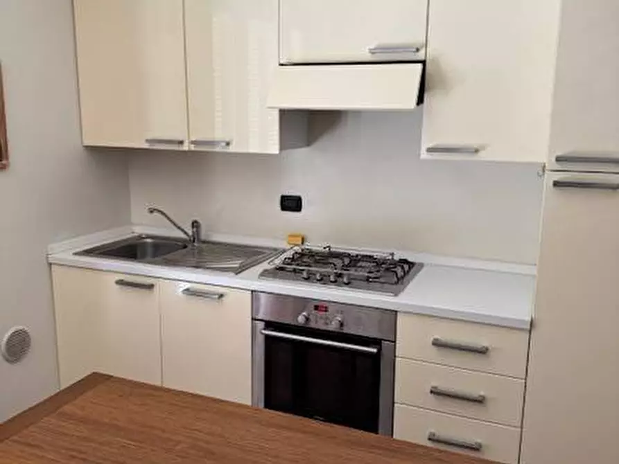 Immagine 2 di Appartamento in affitto  a San Benedetto Del Tronto