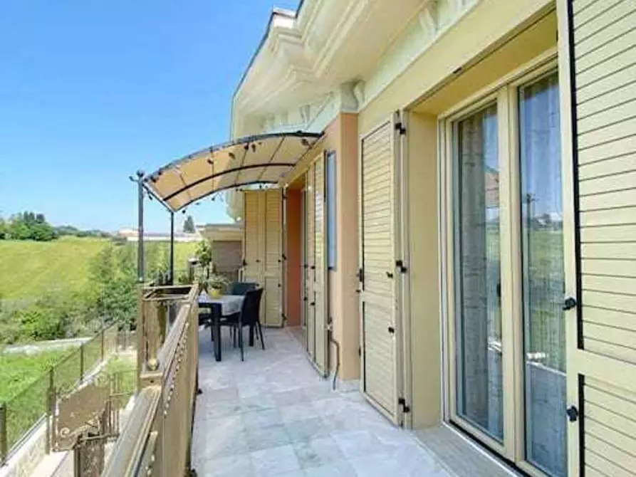 Immagine 2 di Appartamento in vendita  a Cupra Marittima