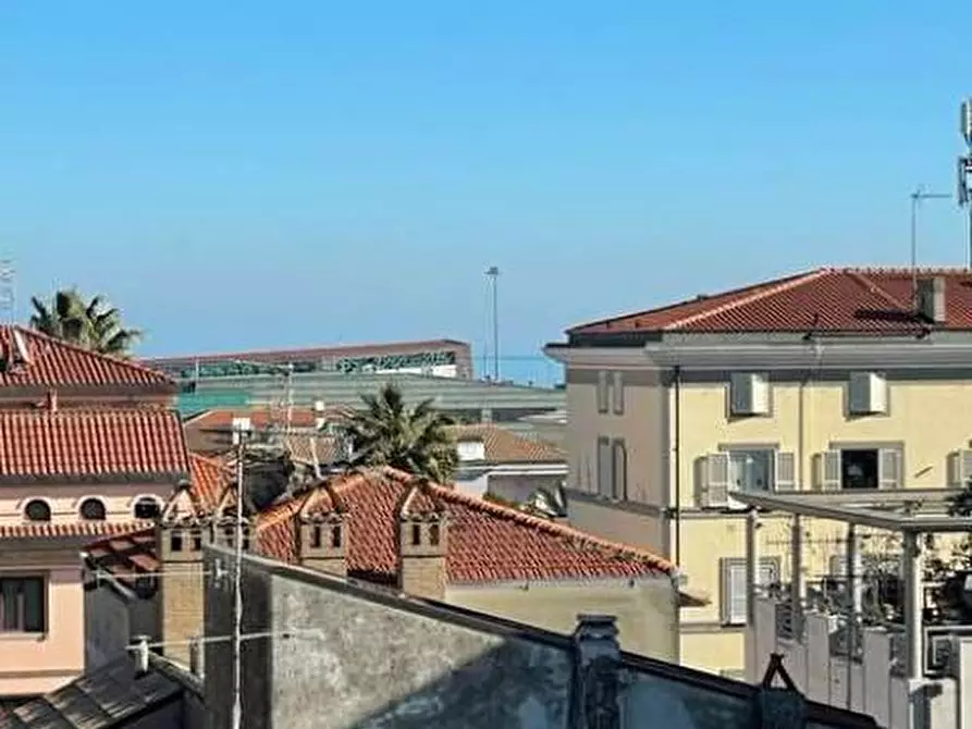 Immagine 6 di Appartamento in vendita  a San Benedetto Del Tronto