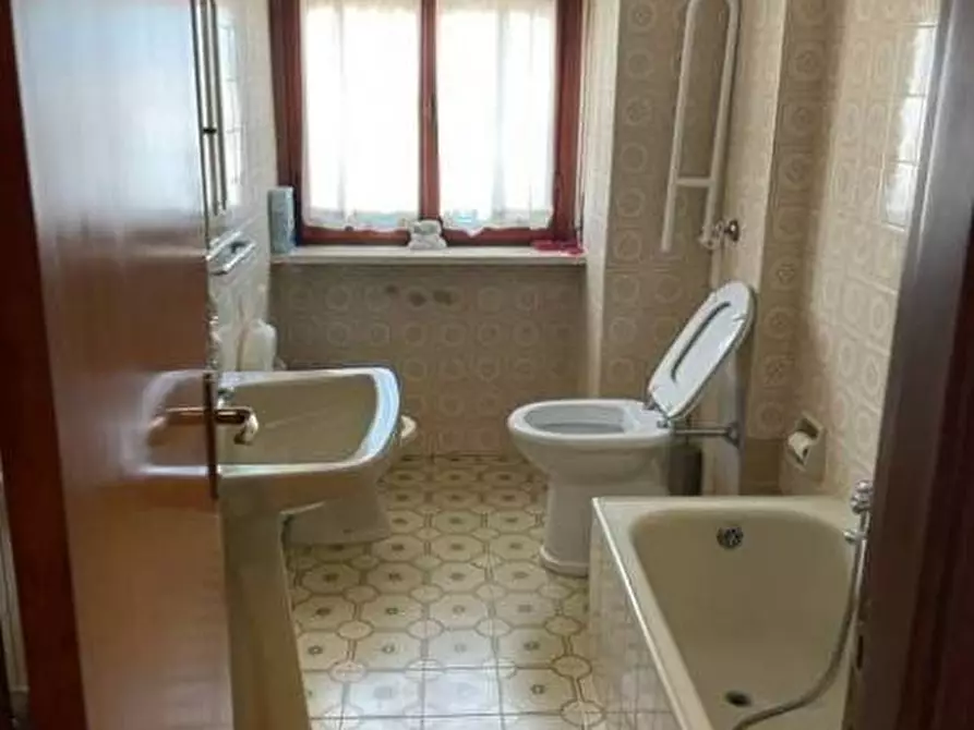 Immagine 11 di Appartamento in vendita  a San Benedetto Del Tronto