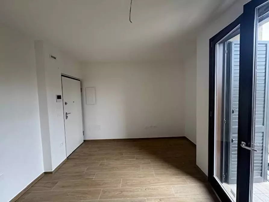 Immagine 3 di Appartamento in vendita  a Cupra Marittima