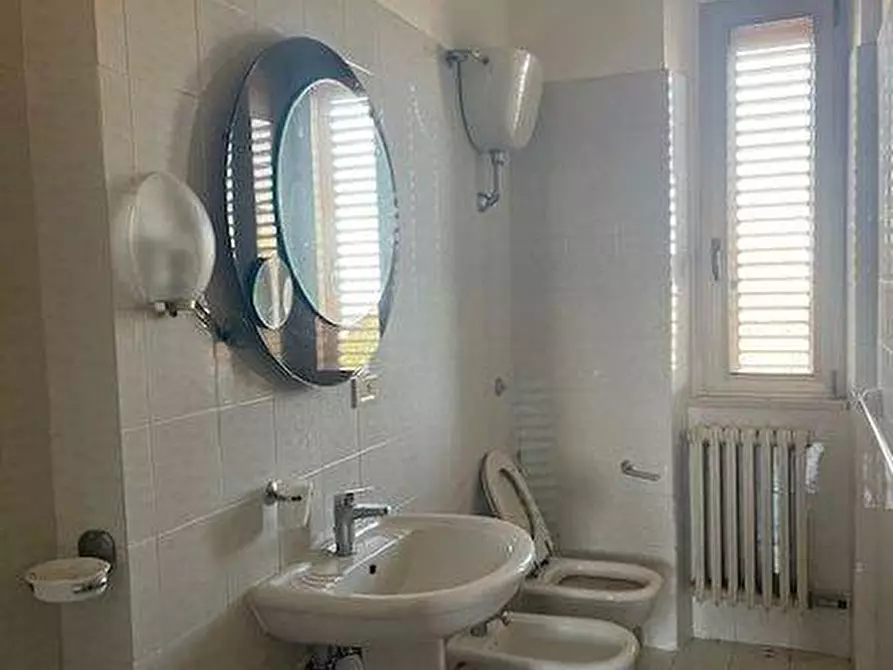 Immagine 11 di Appartamento in vendita  a Montefiore Dell'aso