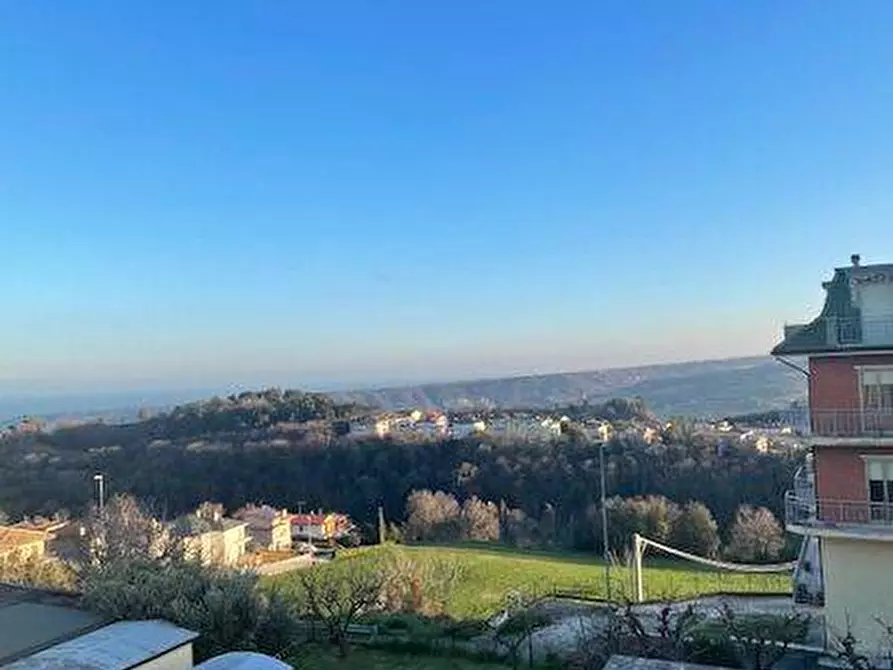 Immagine 14 di Appartamento in vendita  a Montefiore Dell'aso