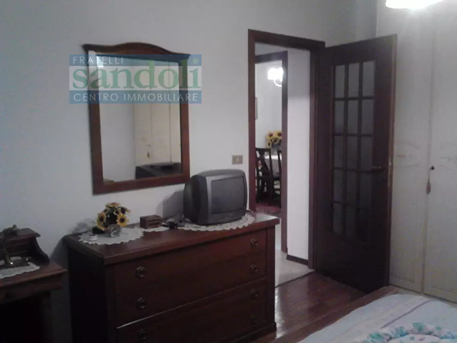 Immagine 9 di Appartamento in vendita  in Corso Matteotti a Pezzana