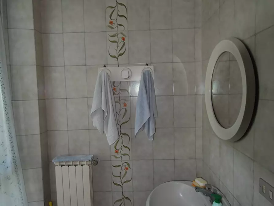 Immagine 21 di Casa indipendente in vendita  in Via Martinetti a Vercelli