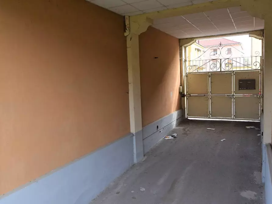 Immagine 20 di Appartamento in vendita  in Via Giolito a Vercelli