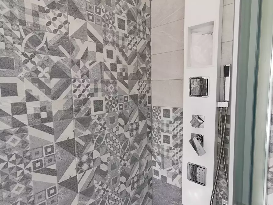 Immagine 13 di Appartamento in affitto  in Via Ragazzi del 99 a Novara