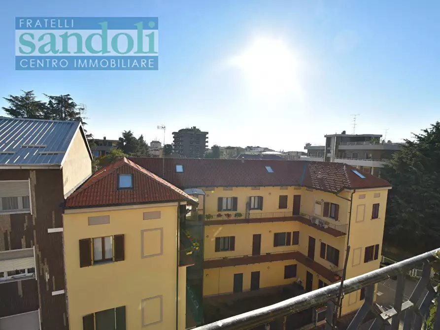 Immagine 25 di Appartamento in vendita  in Via Bengasi a Vercelli