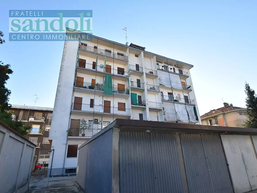Immagine 30 di Appartamento in vendita  in Via Bengasi a Vercelli