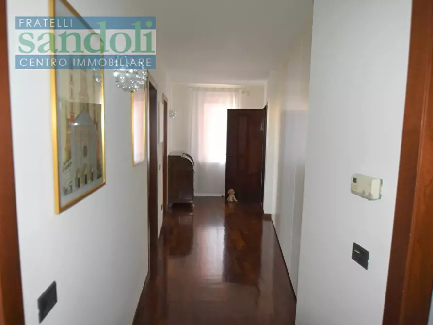 Immagine 5 di Appartamento in vendita  in Via Verdi a Caresanablot