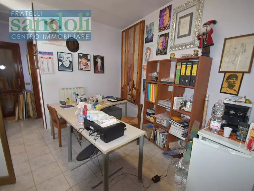 Immagine 6 di Ufficio in vendita  in Via W Manzone a Vercelli